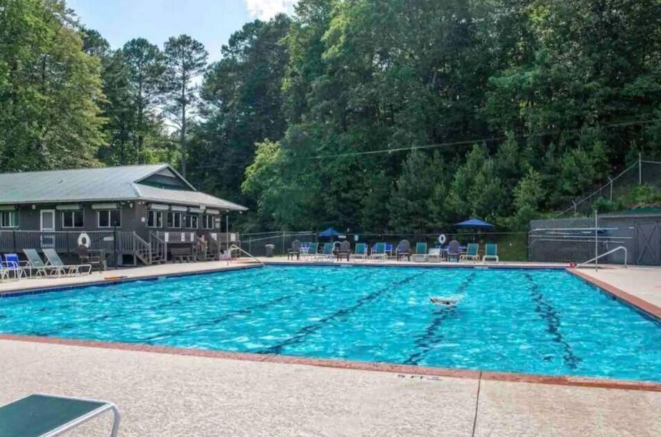 Mountain Creek Lodge Ellijay Bagian luar foto