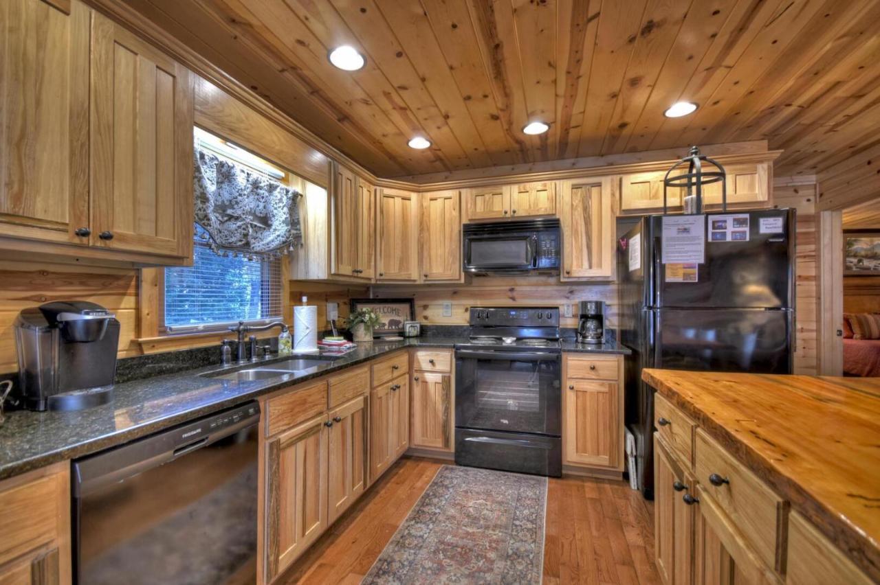 Mountain Creek Lodge Ellijay Bagian luar foto